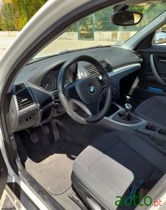 2009' BMW 116 photo #6