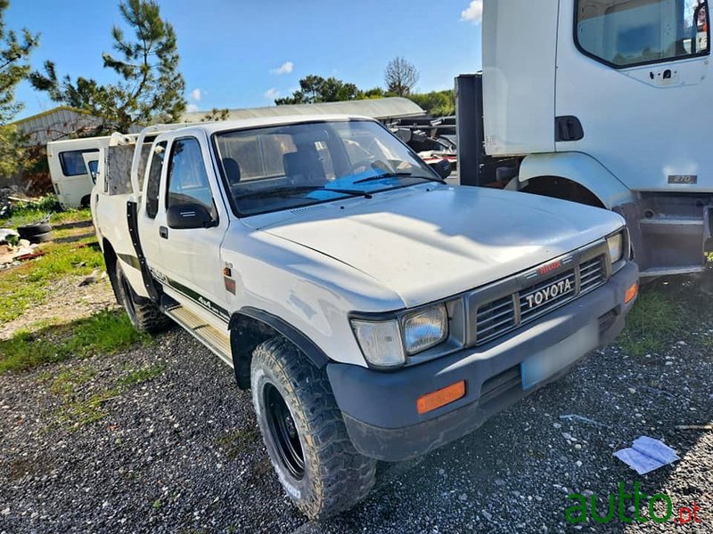 1993' Toyota Hilux photo #1