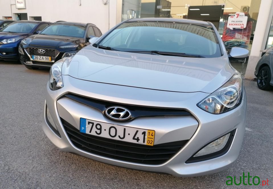 2014' Hyundai i30 photo #2