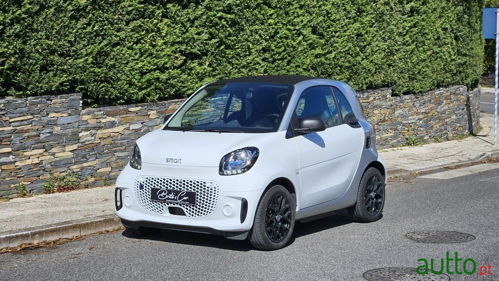2021' Smart Fortwo Eq Passion photo #1