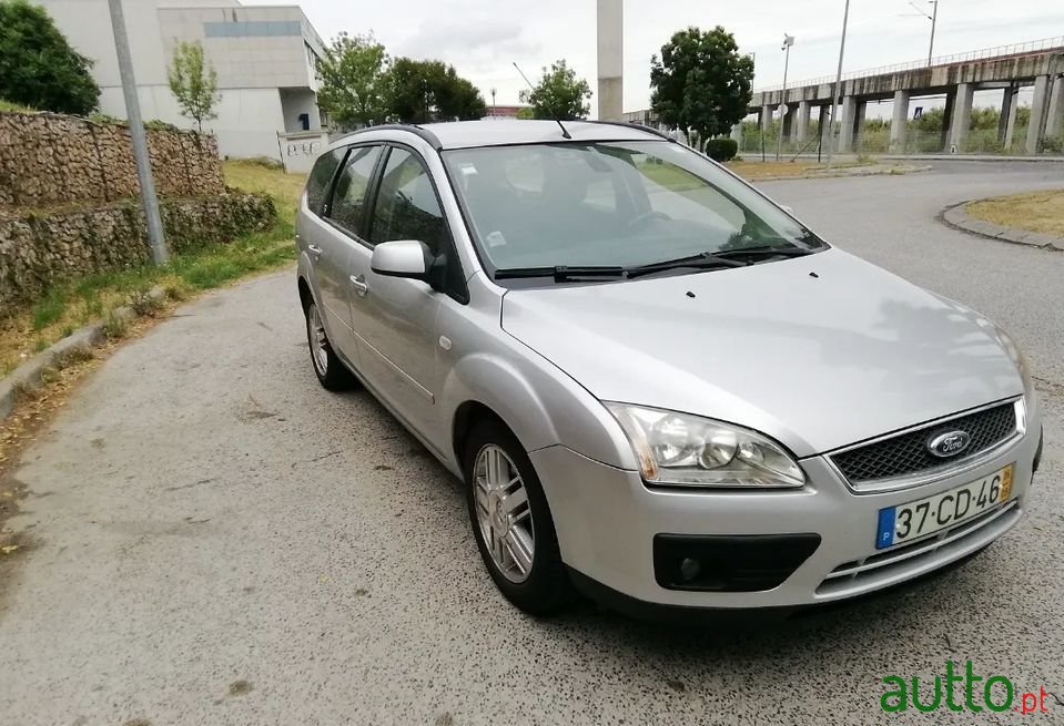 2006' Ford Focus Sw photo #6