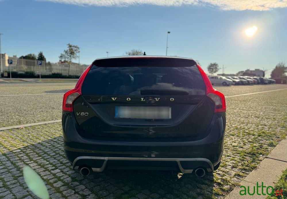 2012' Volvo V60 photo #5