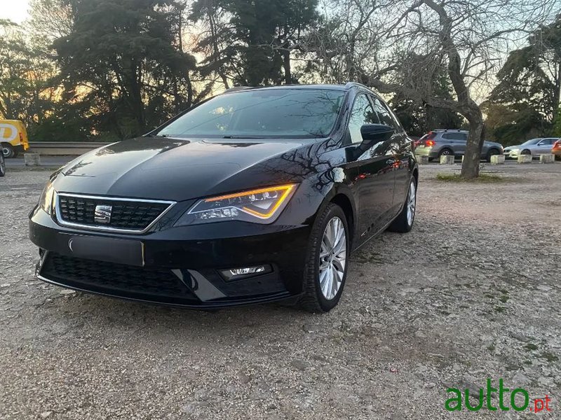 2017' SEAT Leon St photo #1