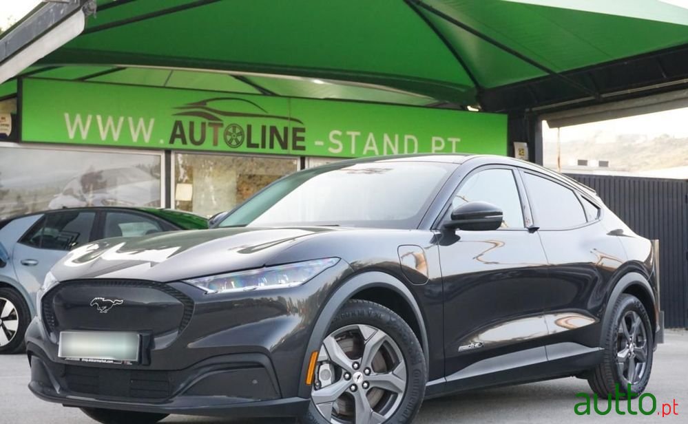 2022' Ford Mustang Mach-E Alargada photo #4