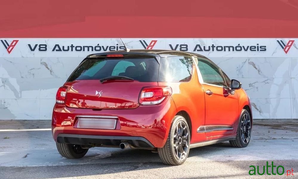 2011' Citroen DS3 1.6 E-Hdi So Chic photo #3