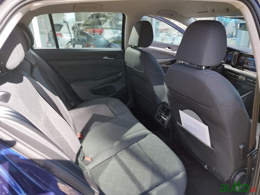 2022' Volkswagen Golf photo #6