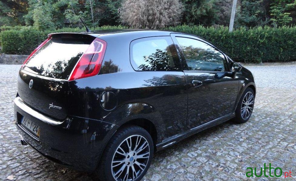 2008' Fiat Grande Punto Sport photo #2