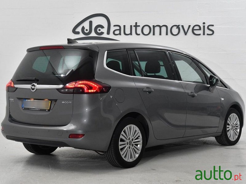 2016' Opel Zafira photo #2