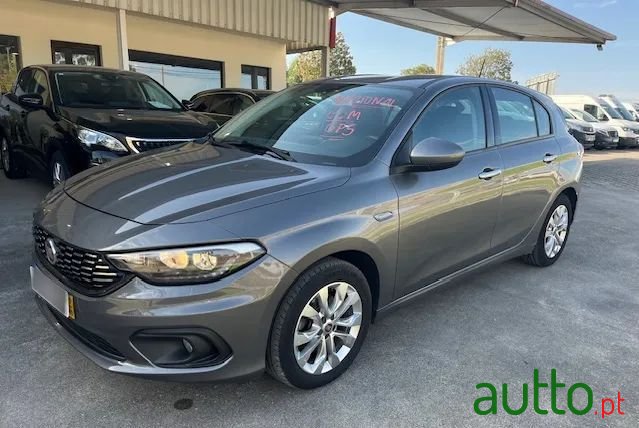 2019' Fiat Tipo 1.3 M-Jet Lounge photo #4