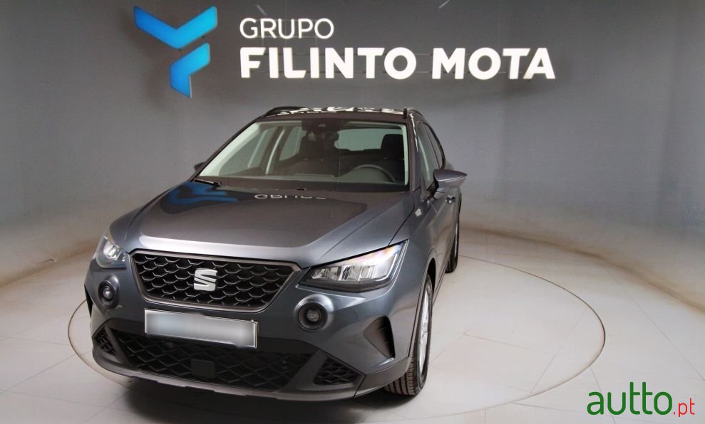 2022' SEAT Arona 1.0 Tsi Style photo #6