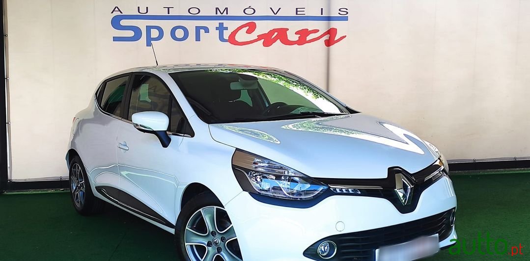 2014' Renault Clio photo #3