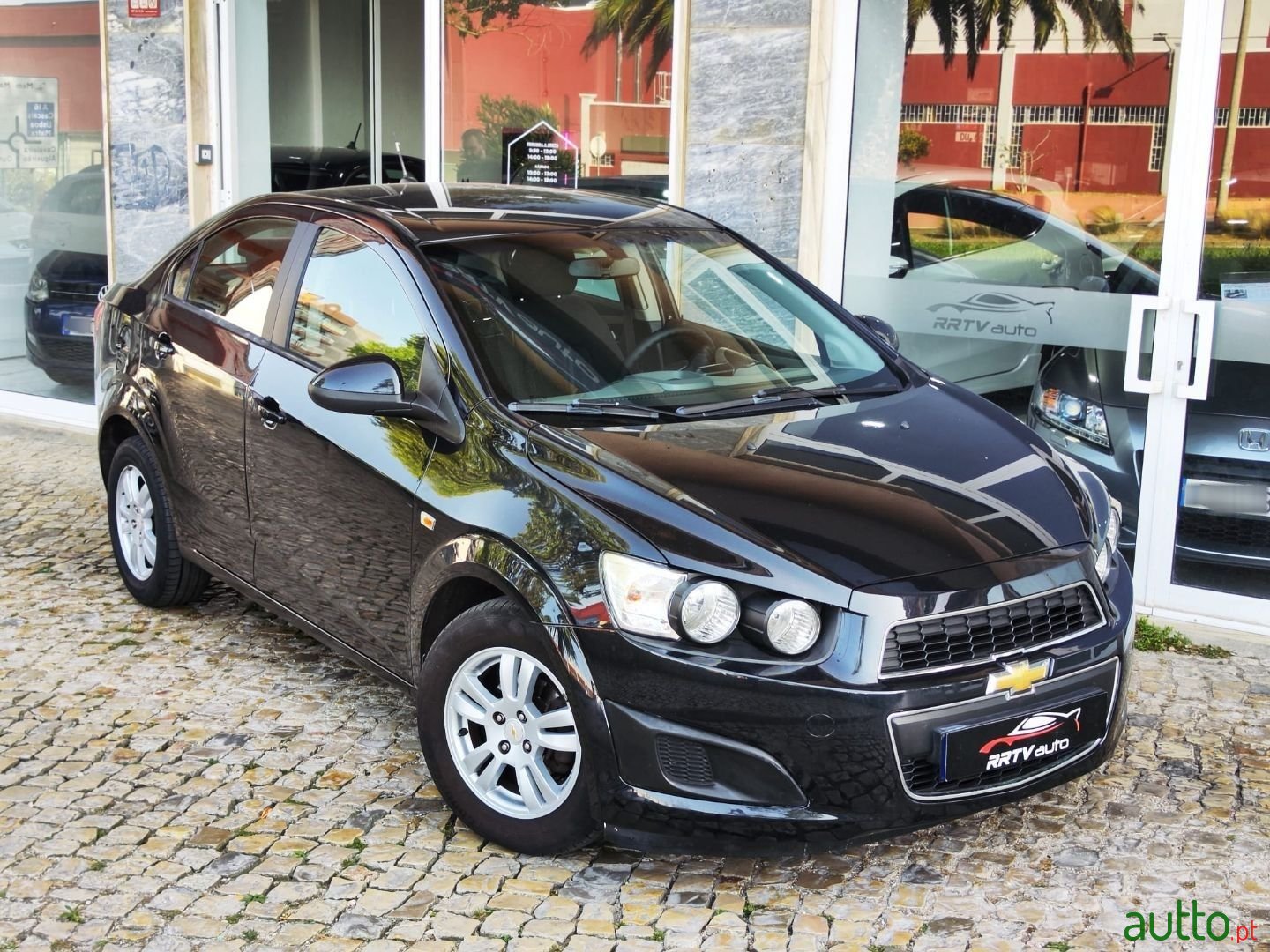 2011' Chevrolet Aveo photo #3