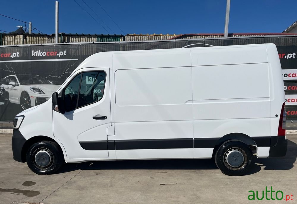 2020' Renault Master photo #2