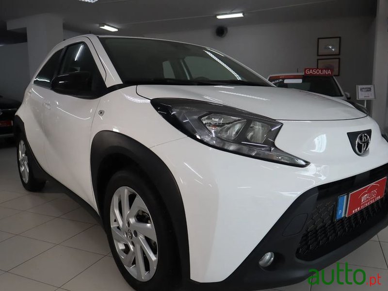 2023' Toyota Aygo X 1.0 Play photo #6
