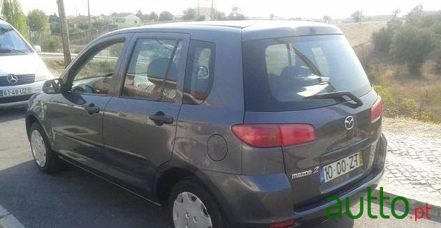 2005' Mazda 2 1.25 Comfort photo #1