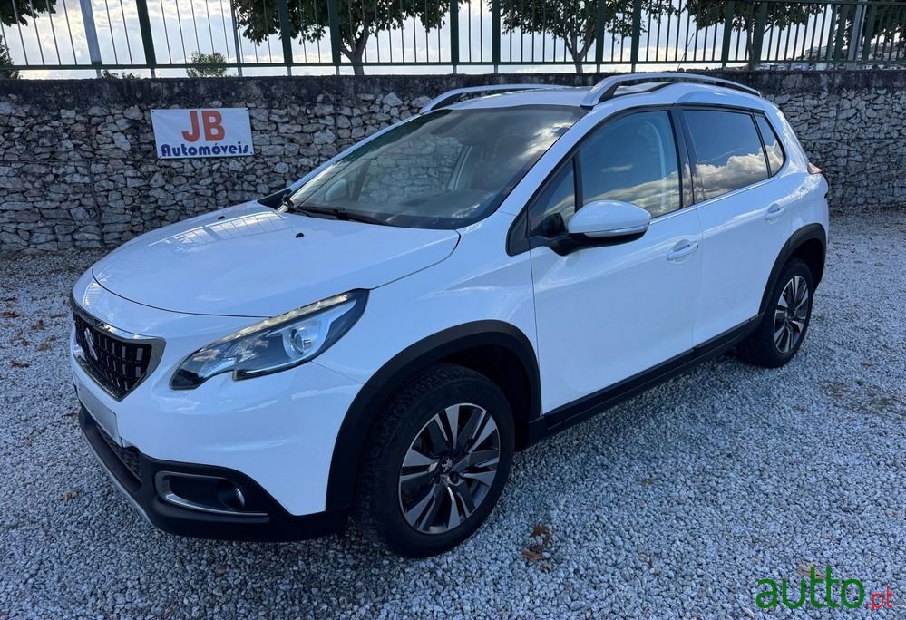 2016' Peugeot 2008 photo #1