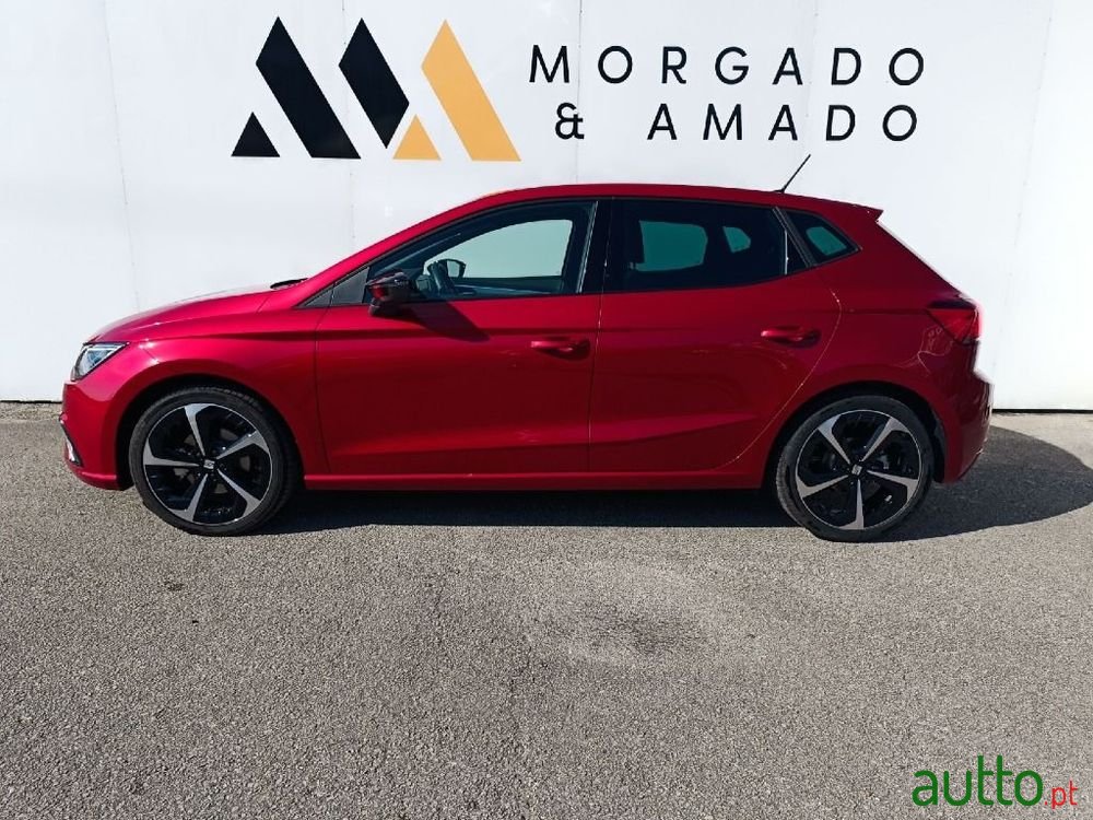 2024' SEAT Ibiza 1.0 Tsi Fr photo #3