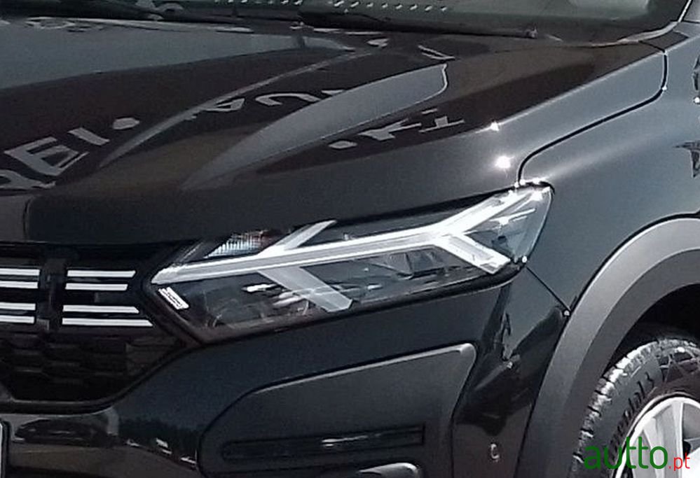 2024' Dacia Jogger photo #3