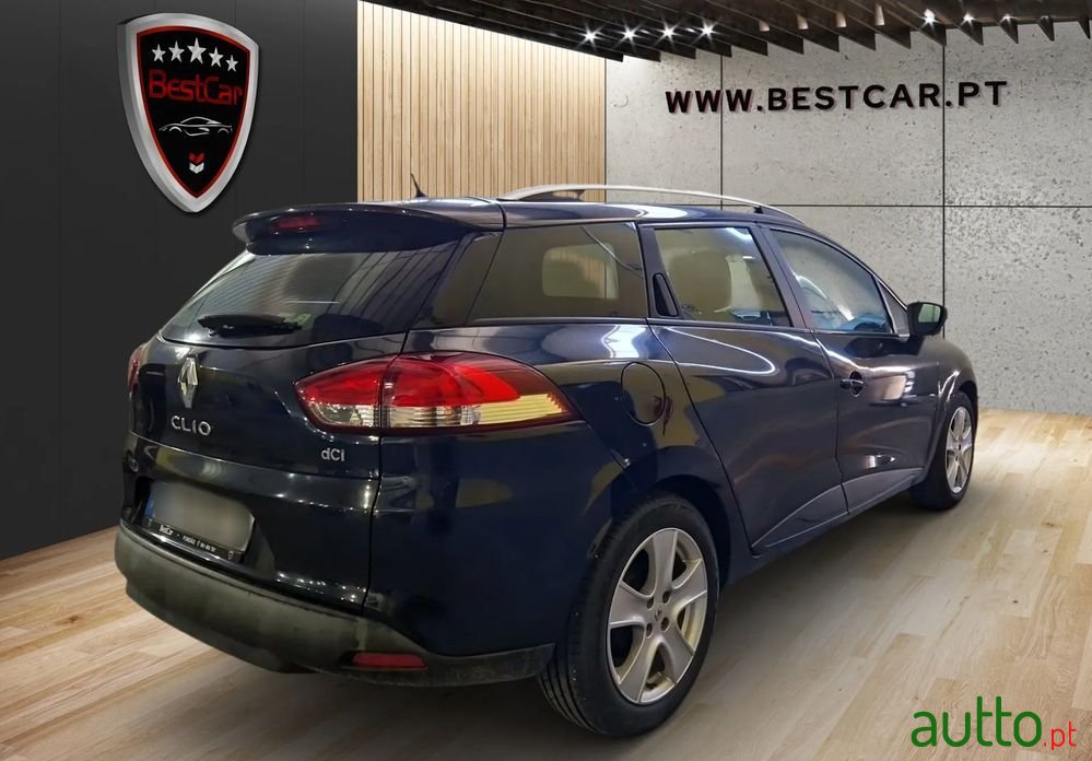 2014' Renault Clio Sport Tourer photo #3