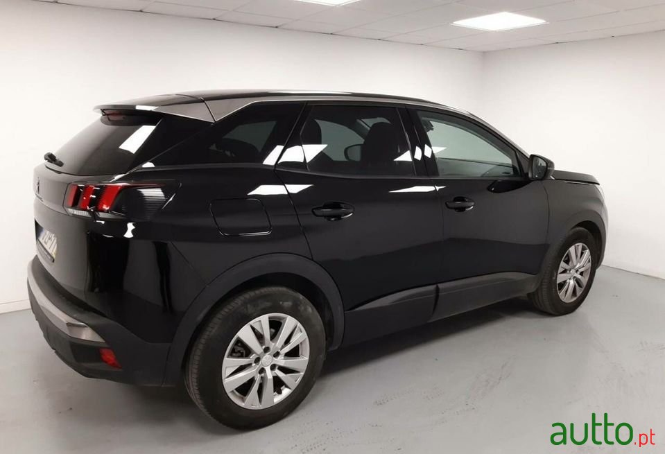 2019' Peugeot 3008 photo #3