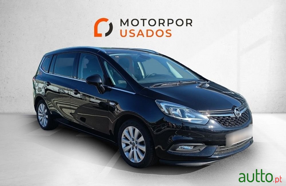 2017' Opel Zafira photo #3
