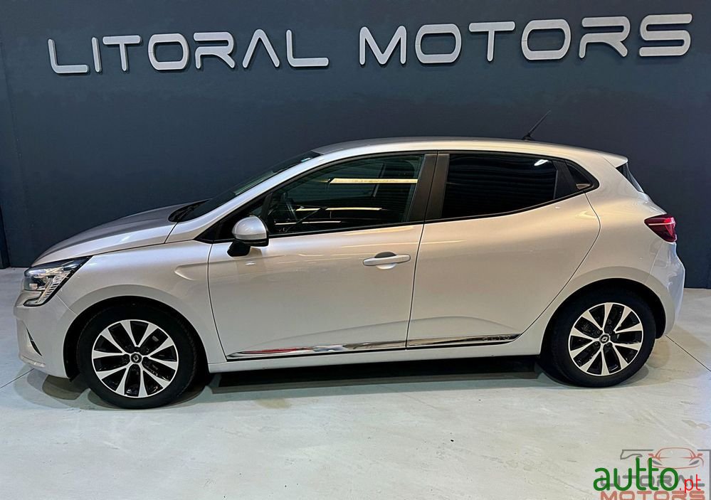 2020' Renault Clio photo #5