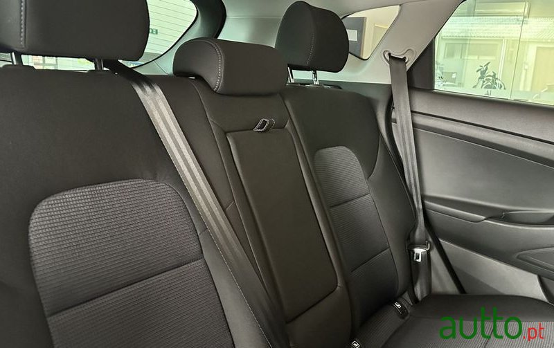 2018' Hyundai Tucson 1.7 Crdi Executive Dct photo #2