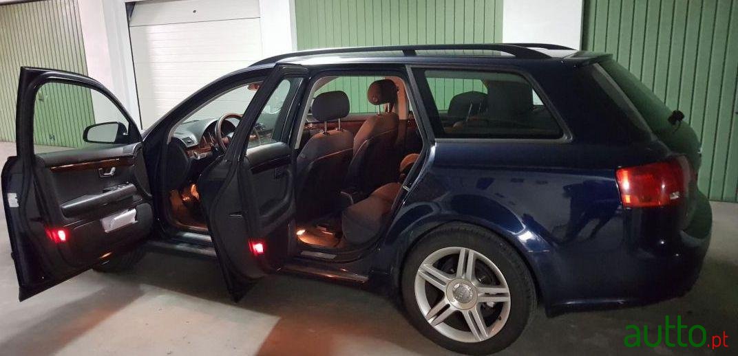 2006' Audi A4 Avant photo #1