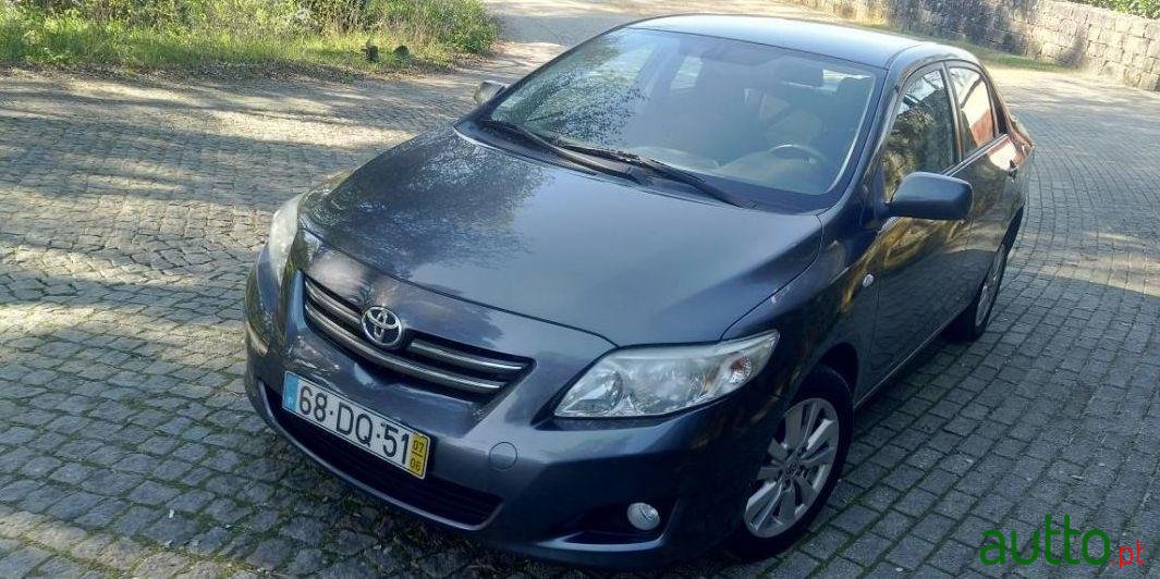 2007' Toyota Corolla photo #1