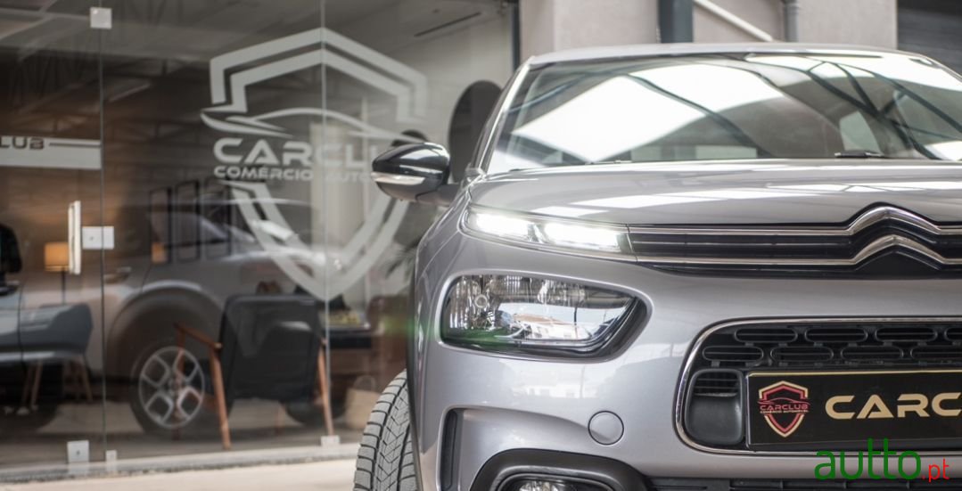 2018' Citroen C4 Cactus photo #3