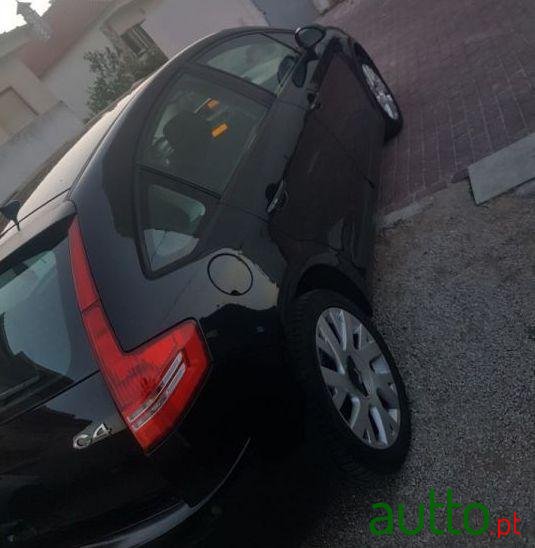 2007' Citroen C4 photo #2