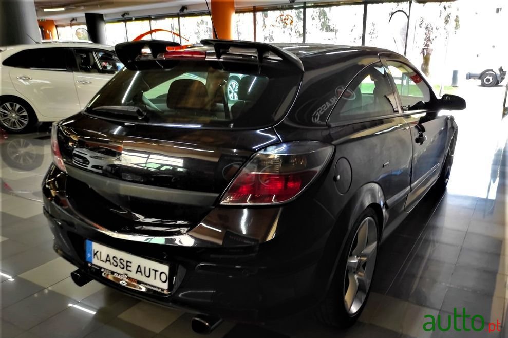 2007' Opel Astra-Gtc photo #6
