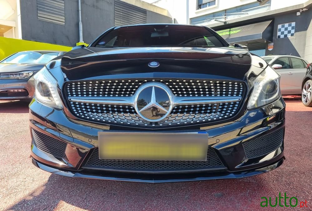 2015' Mercedes-Benz Classe A photo #2