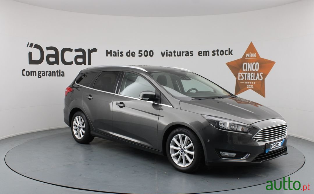 2017' Ford Focus Sw photo #1