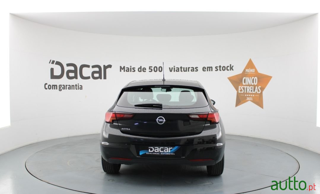 2019' Opel Astra photo #6