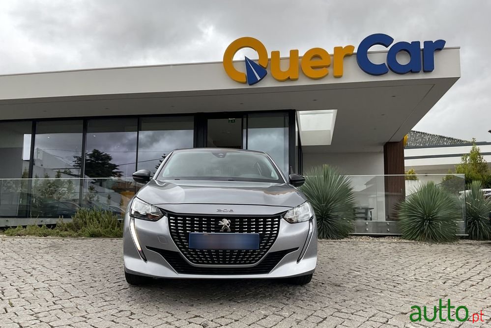 2022' Peugeot 208 photo #2