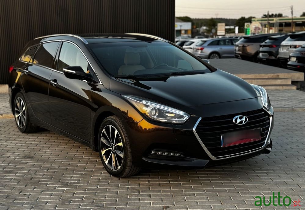 2016' Hyundai i40 photo #2
