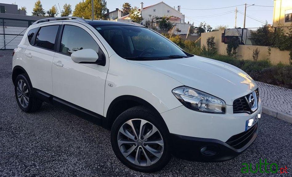 2010' Nissan Qashqai Tekna Sport Jll18 photo #1