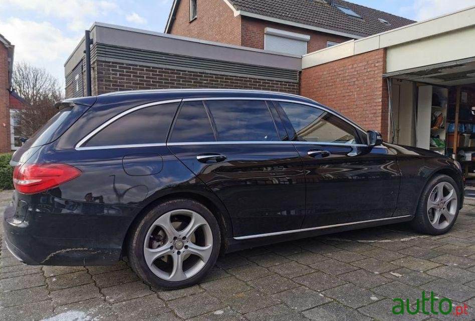 2015' Mercedes-Benz C-350 photo #1