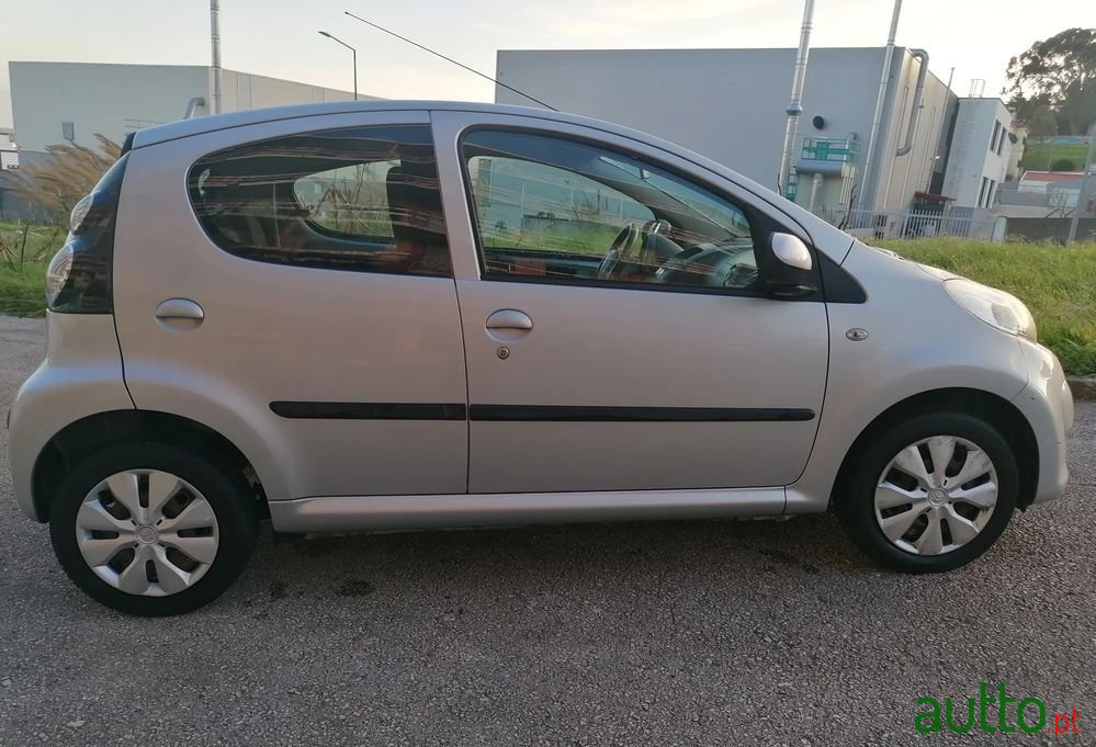 2011' Citroen C1 1.0 Attraction photo #5