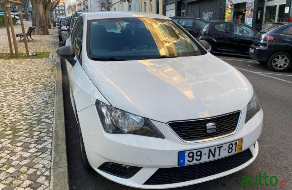 2013' SEAT Ibiza photo #1