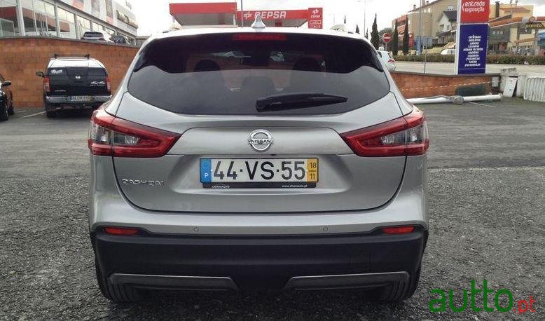 2018' Nissan Qashqai N-Connecta photo #2