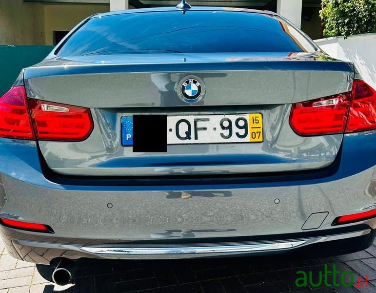 2015' BMW 318 photo #4