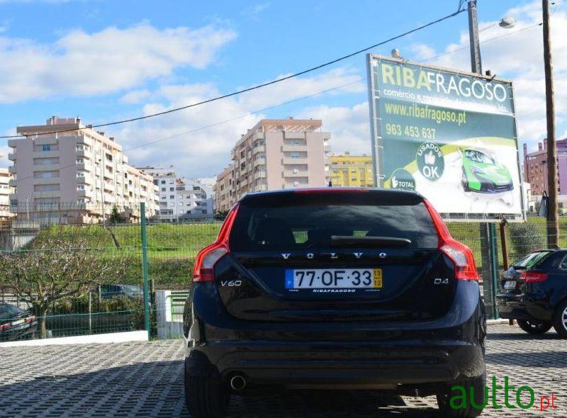 2013' Volvo V60 photo #2