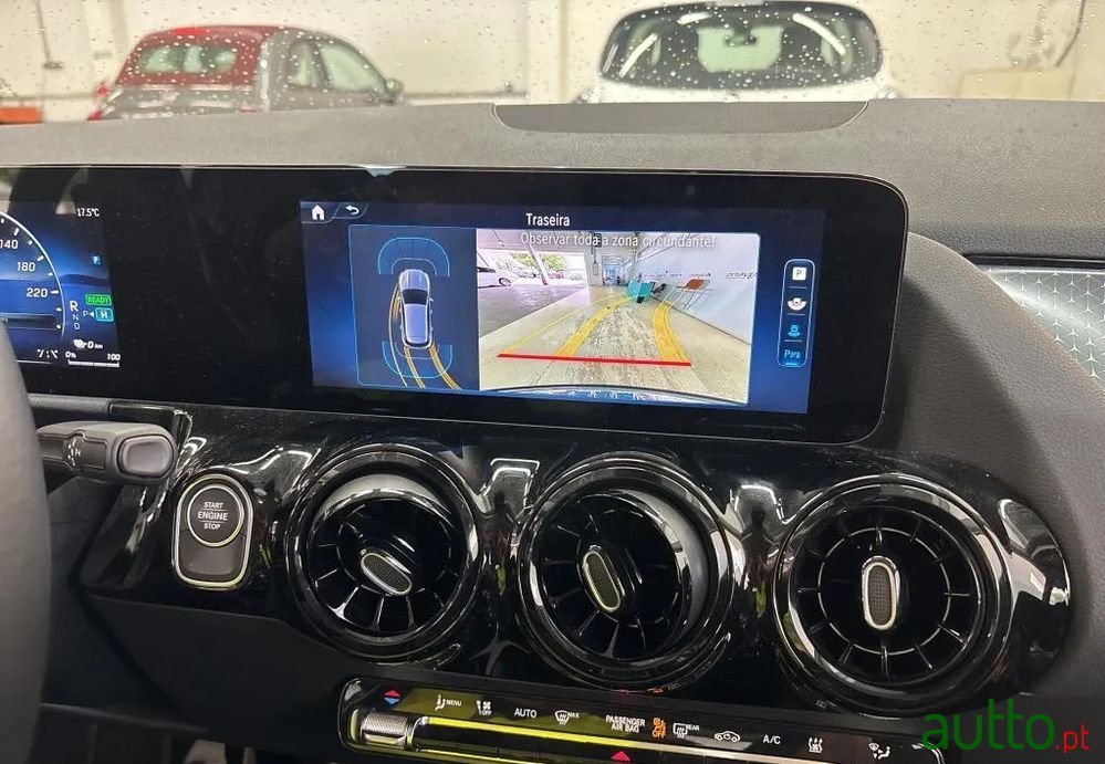 2024' Mercedes-Benz Classe Gla E photo #5