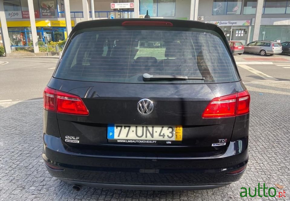 2014' Volkswagen Golf Sportsvan photo #5