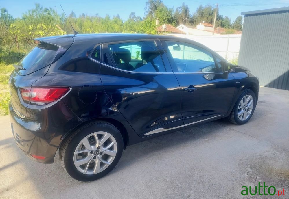 2018' Renault Clio photo #1