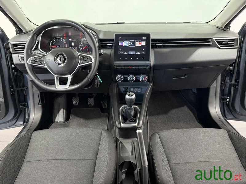 2020' Renault Clio photo #5