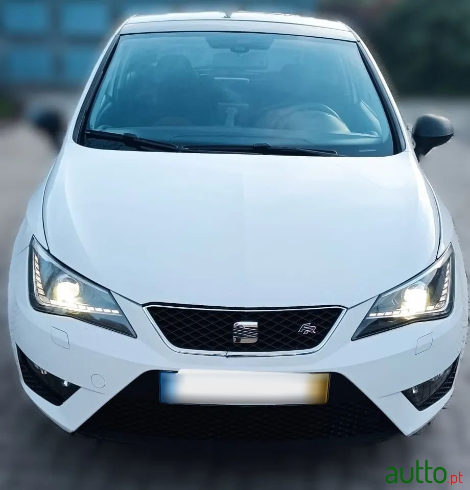 2013' SEAT Ibiza 1.6 Tdi Fr photo #2
