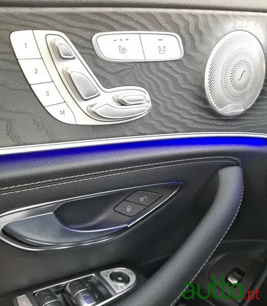2019' Mercedes-Benz Classe E De Amg Line photo #6